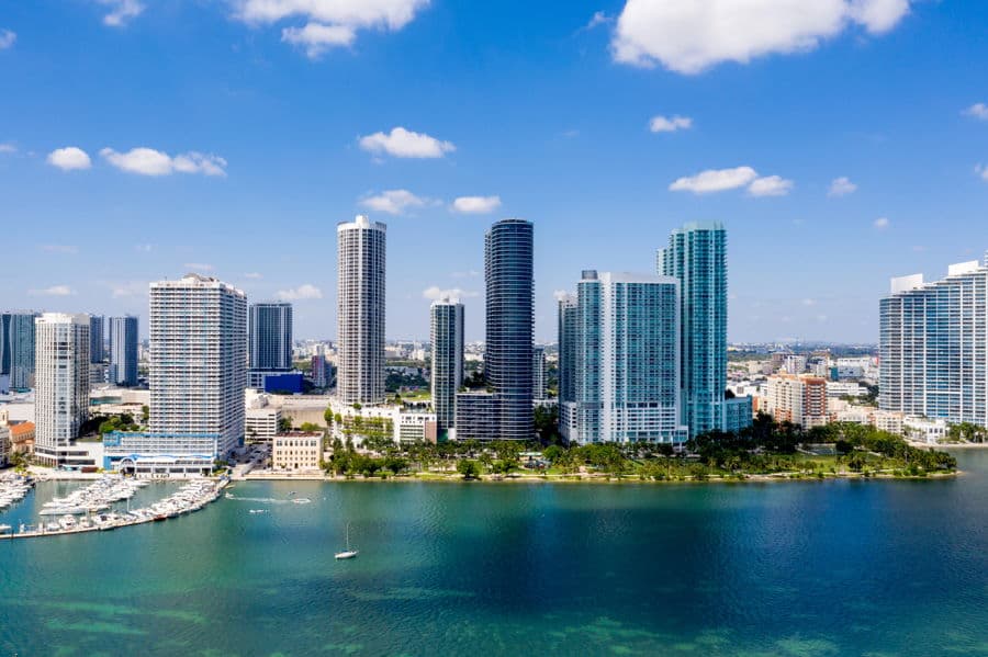 Properties For Sale in Edgewater